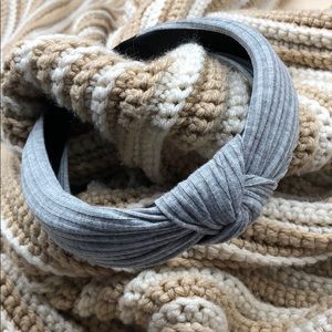RIBBED KNOT TOP HEADBAND